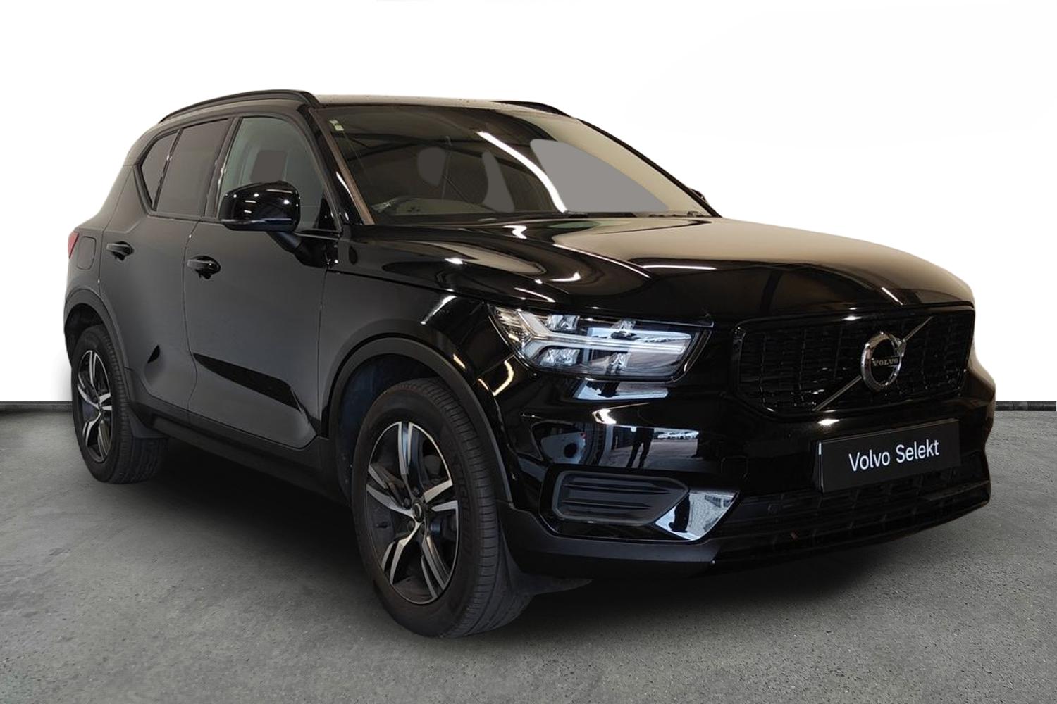 Main listing image - Volvo XC40
