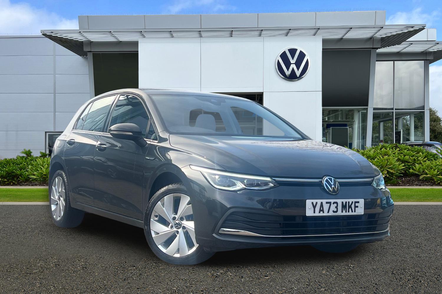 Main listing image - Volkswagen Golf