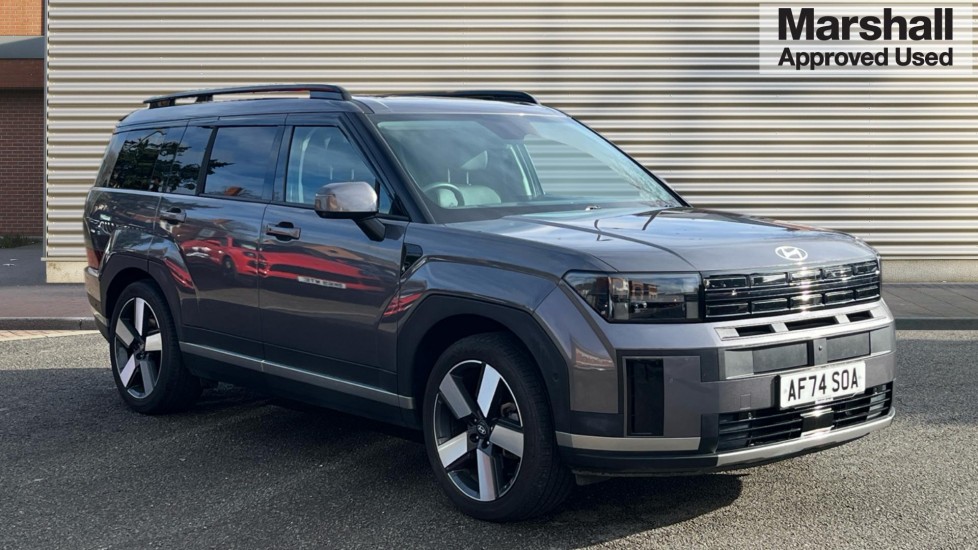 Main listing image - Hyundai Santa Fe