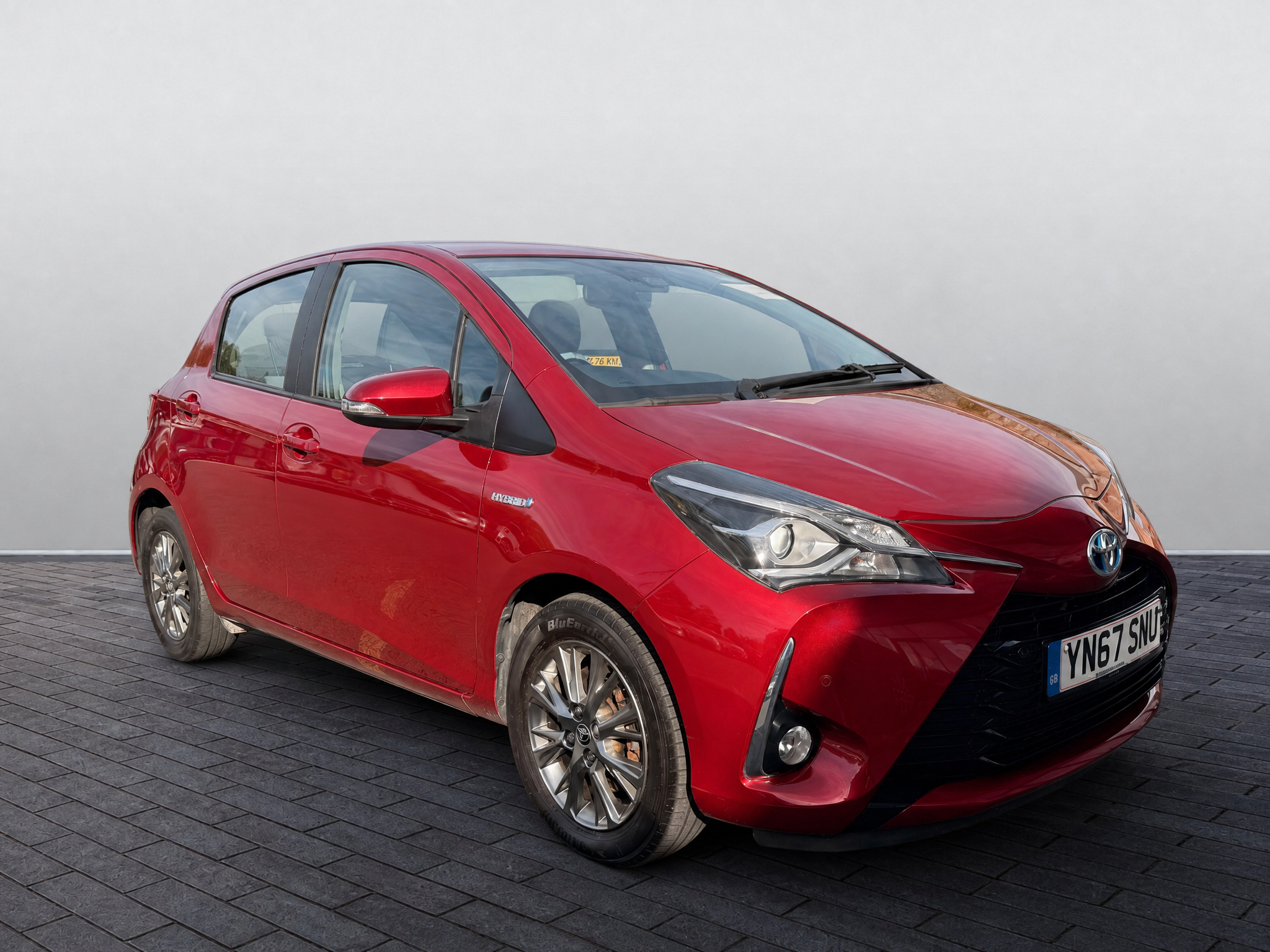Main listing image - Toyota Yaris