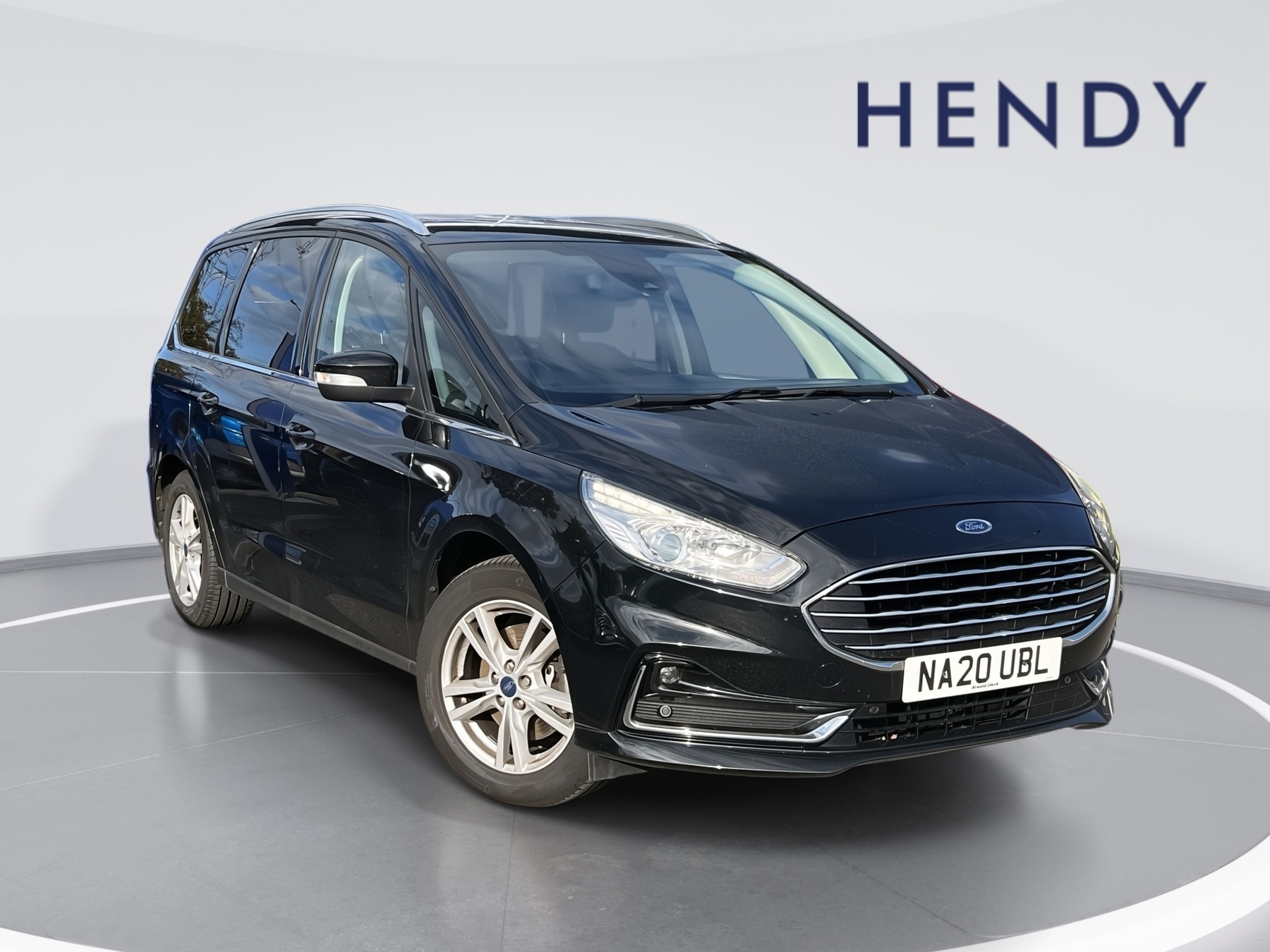 Main listing image - Ford Galaxy