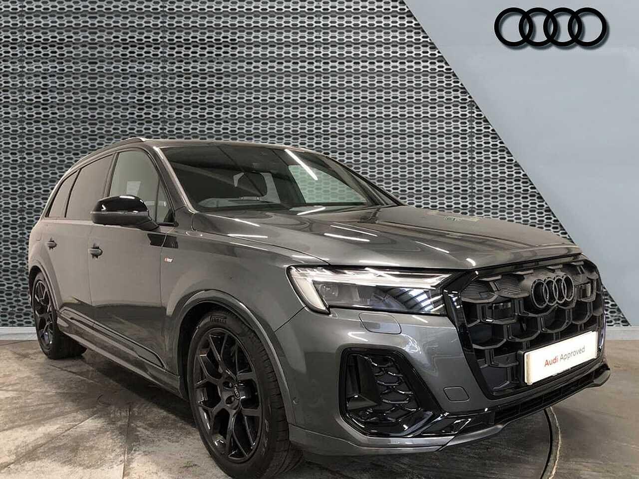 Main listing image - Audi Q7