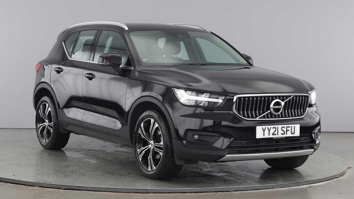 Main listing image - Volvo XC40