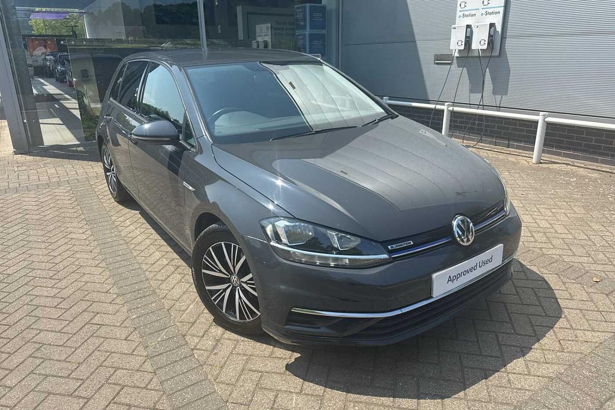 Main listing image - Volkswagen Golf