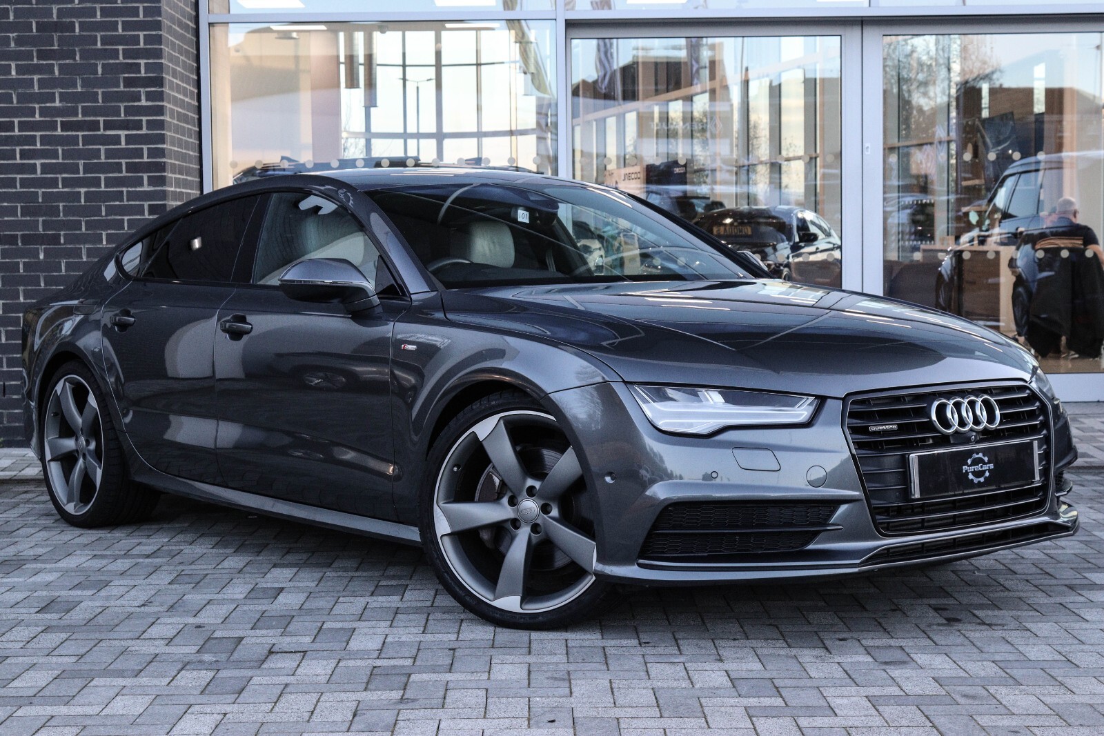 Main listing image - Audi A7