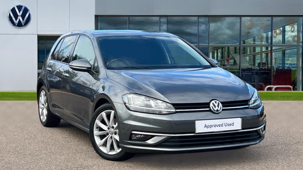 Main listing image - Volkswagen Golf