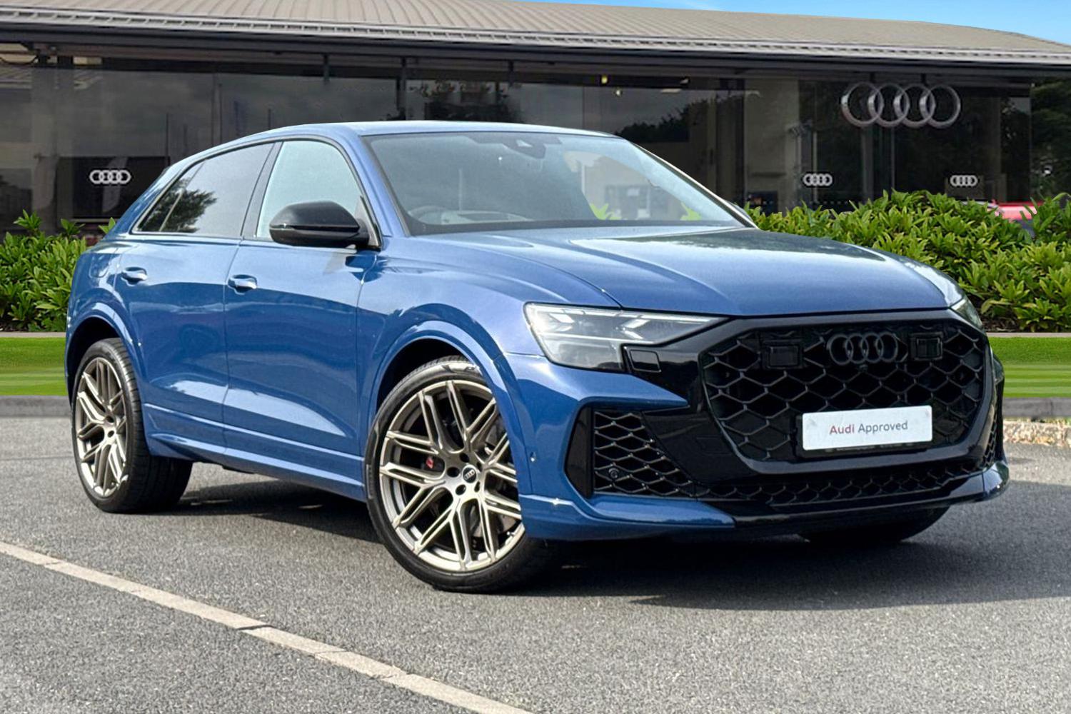 Main listing image - Audi RS Q8