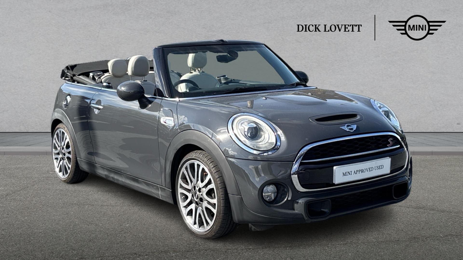 Main listing image - MINI Convertible