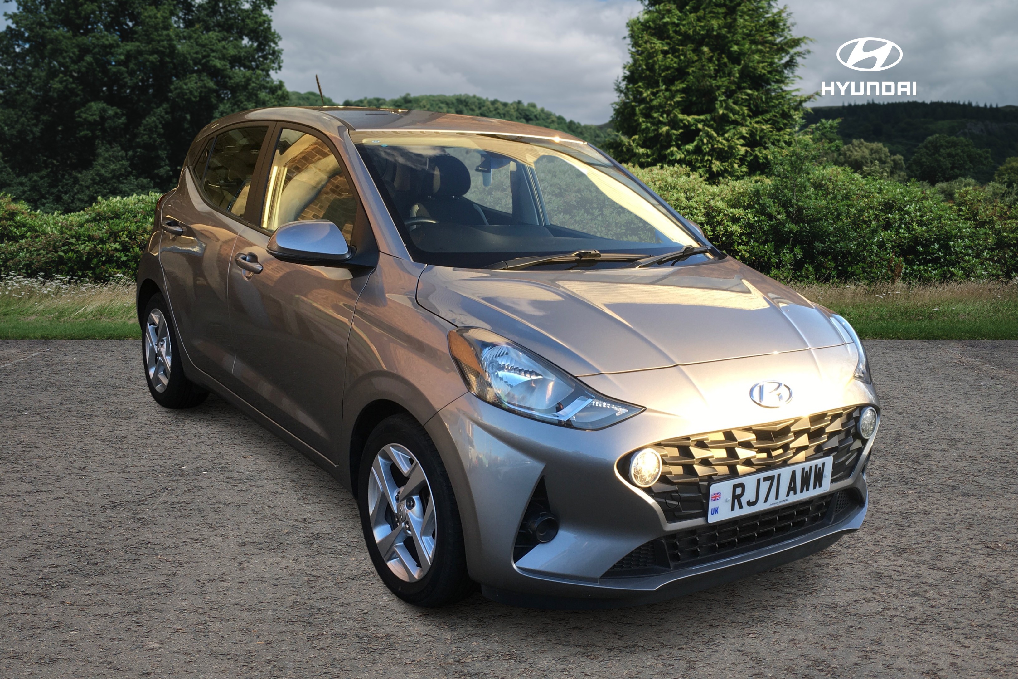 Main listing image - Hyundai i10