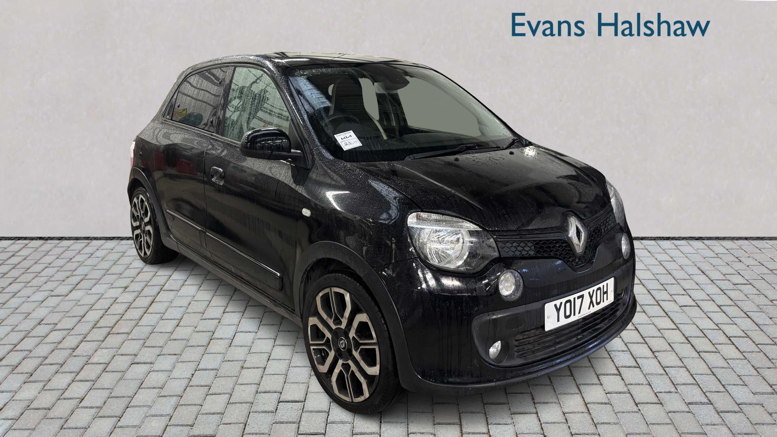 Main listing image - Renault Twingo