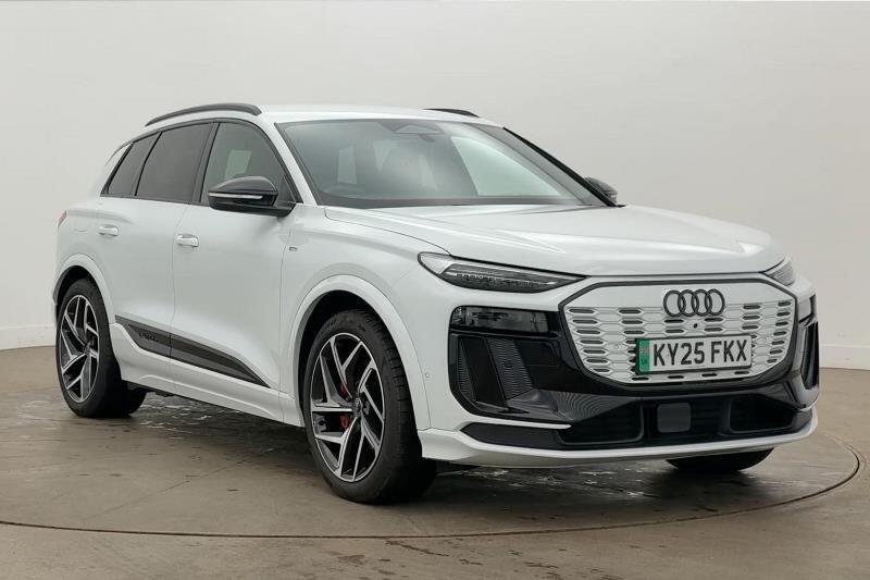 Main listing image - Audi Q6