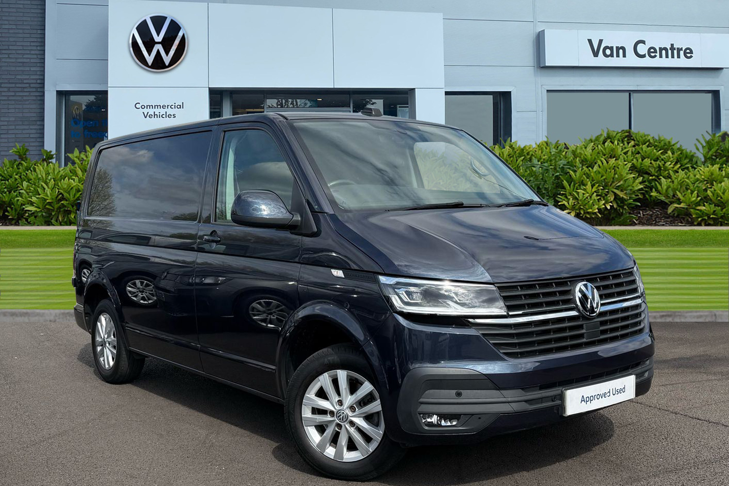 Main listing image - Volkswagen Transporter