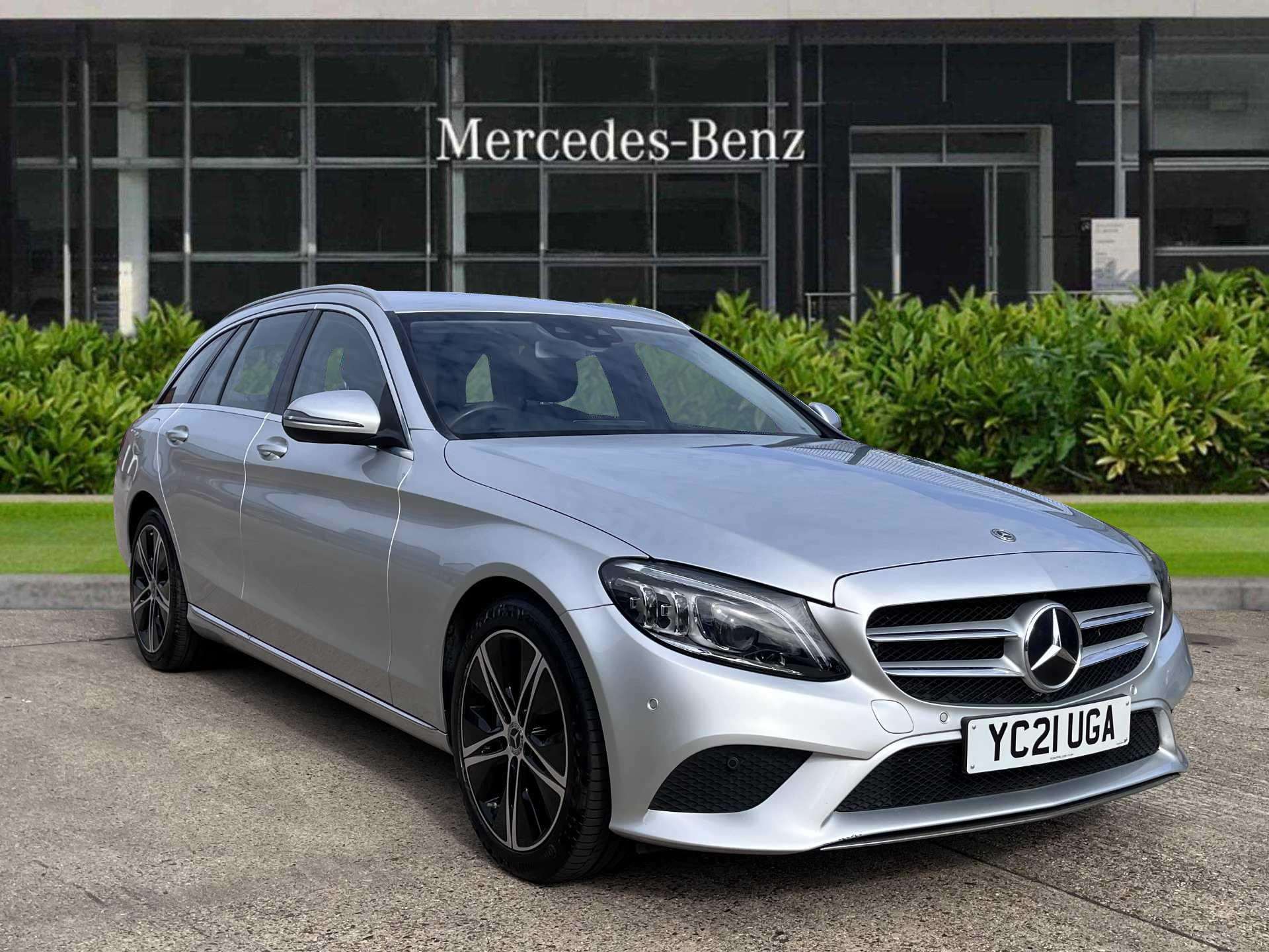Main listing image - Mercedes-Benz C-Class Estate