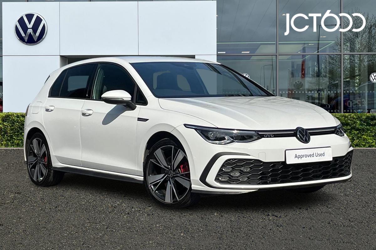 Main listing image - Volkswagen Golf