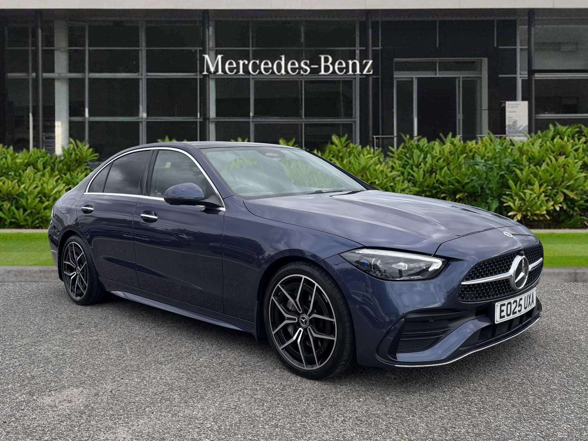 Main listing image - Mercedes-Benz C-Class
