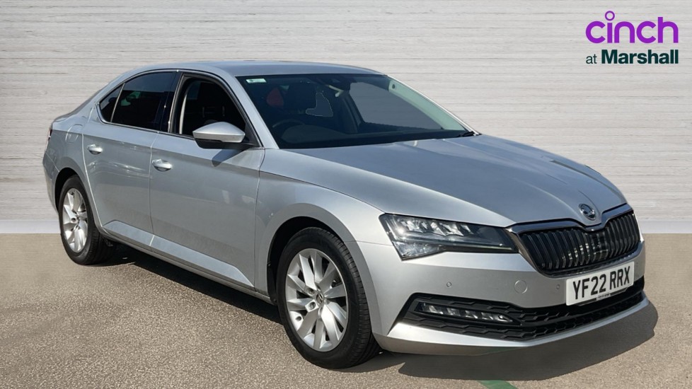 Main listing image - Skoda Superb