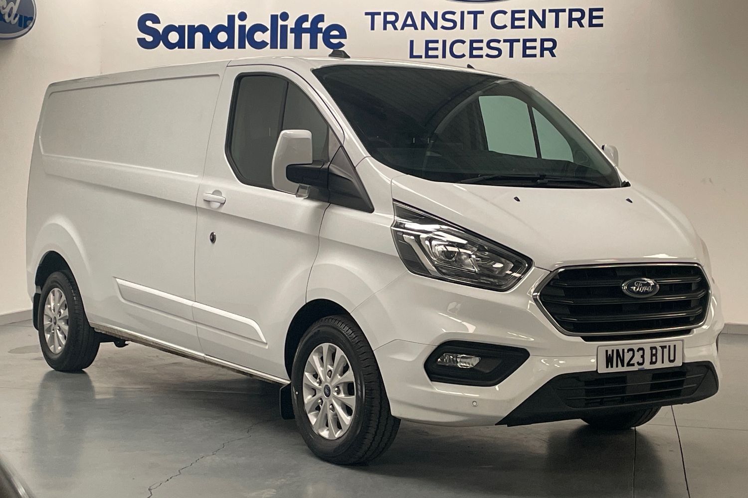 Main listing image - Ford Transit Custom