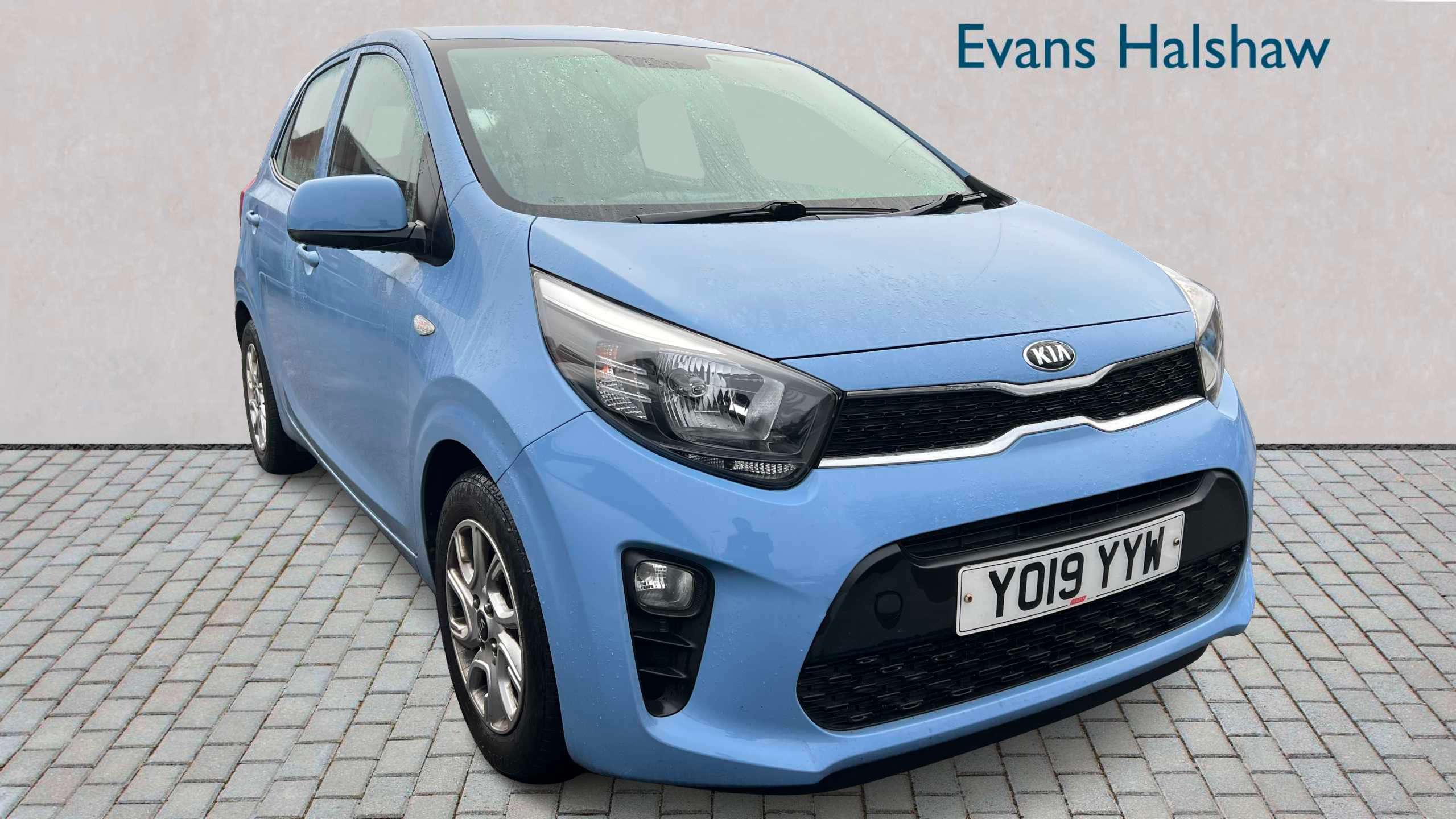 Main listing image - Kia Picanto