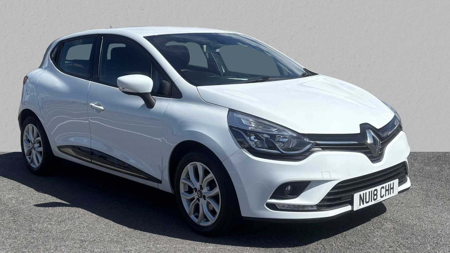 Main listing image - Renault Clio