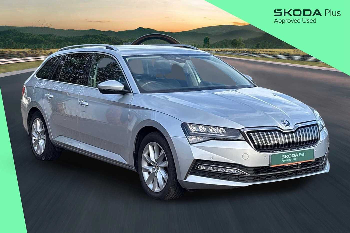 Main listing image - Skoda Superb Estate