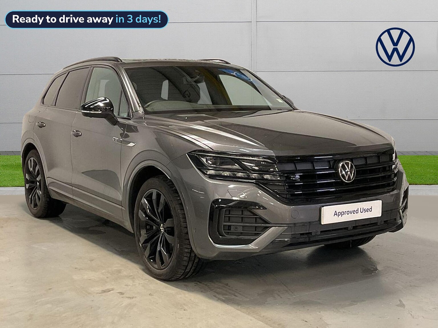 Main listing image - Volkswagen Touareg