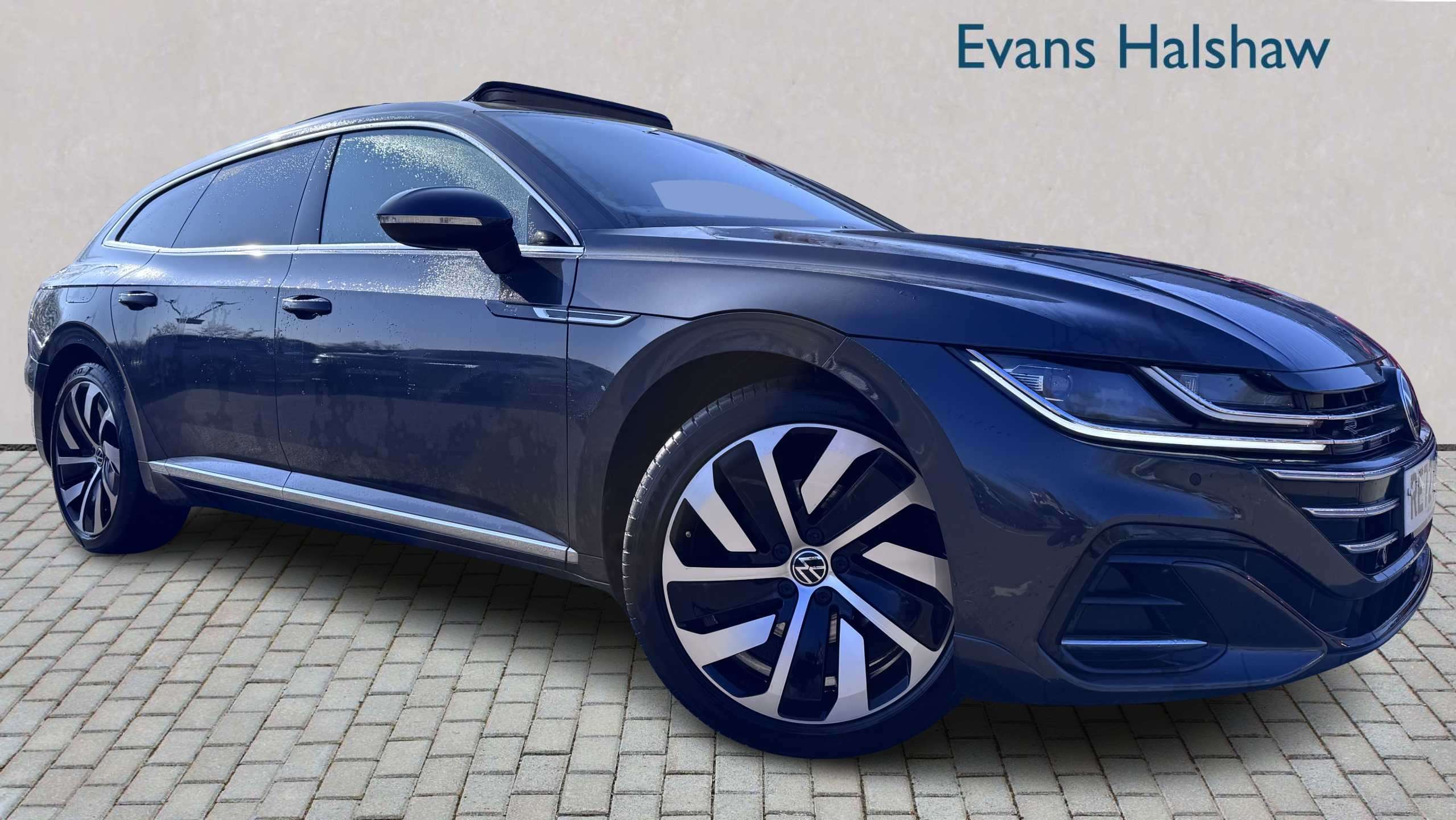 Main listing image - Volkswagen Arteon Shooting Brake