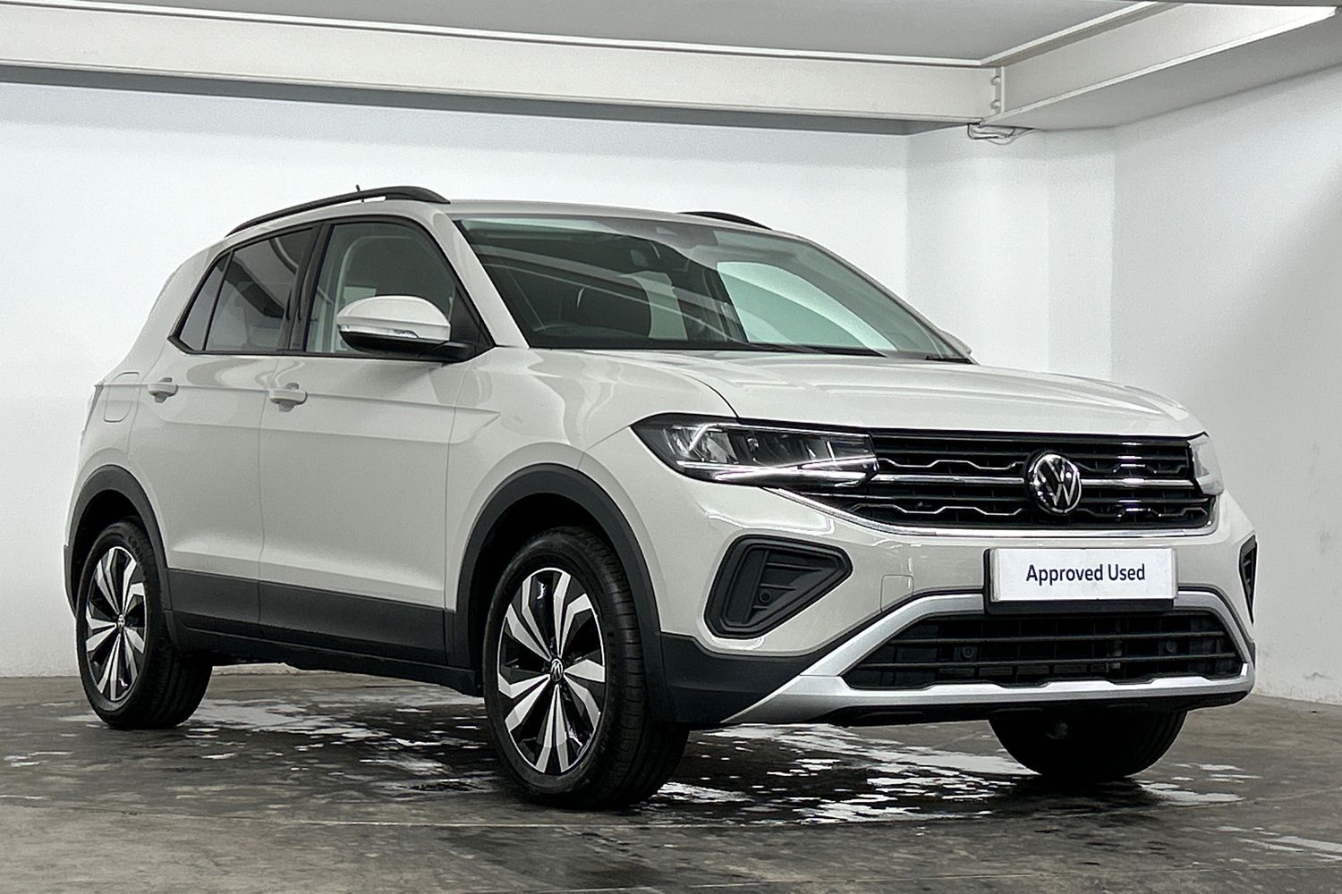 Main listing image - Volkswagen T-Cross