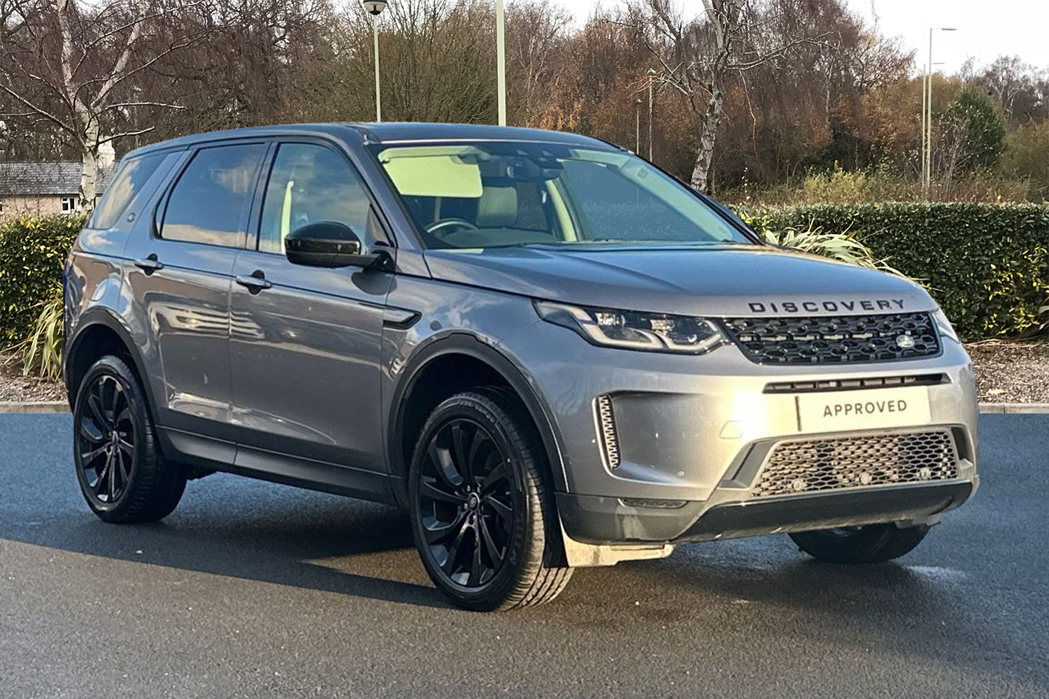 Main listing image - Land Rover Discovery Sport