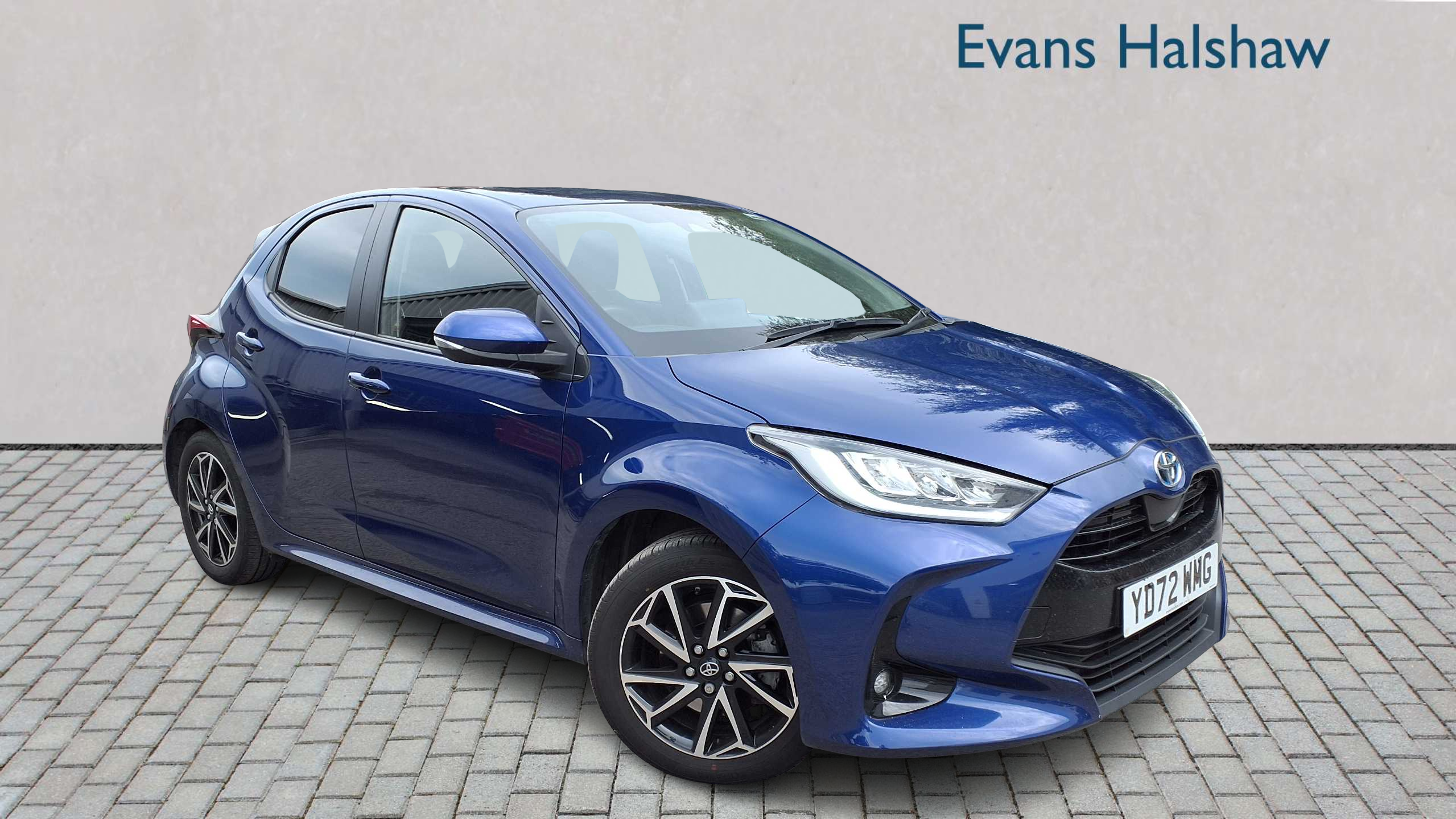 Main listing image - Toyota Yaris