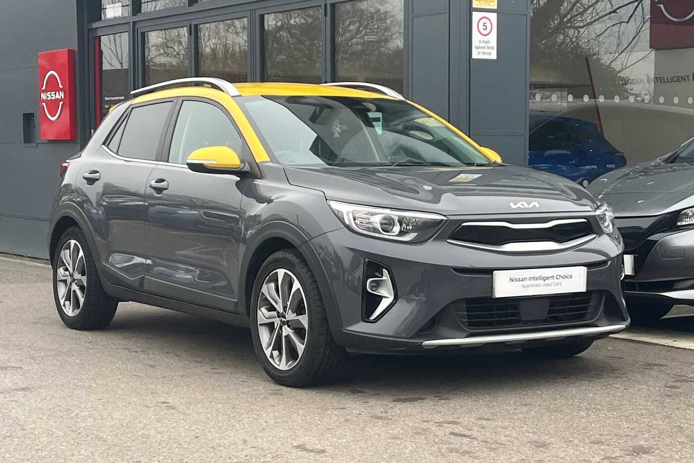 Main listing image - Kia Stonic