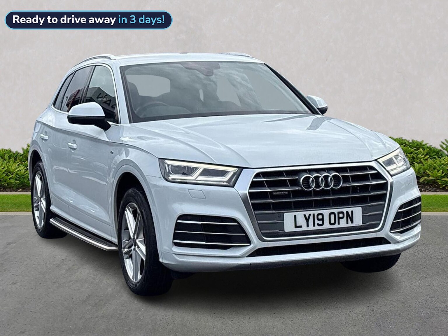 Main listing image - Audi Q5