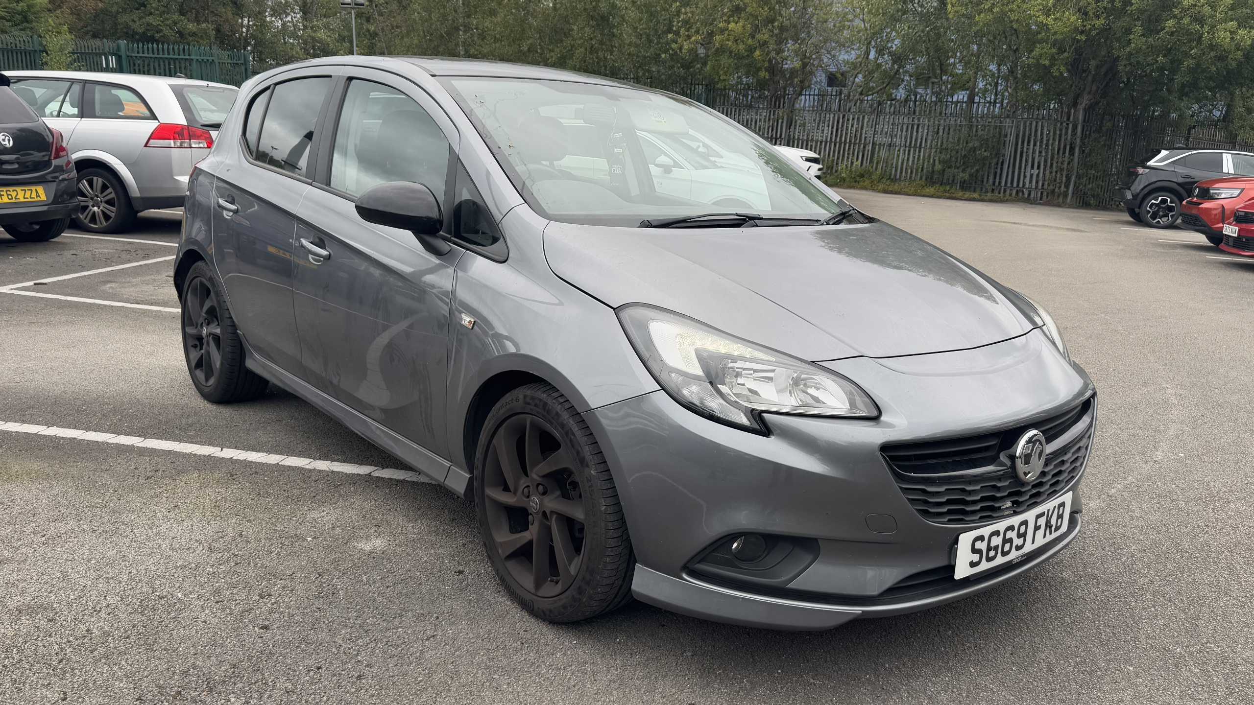 Main listing image - Vauxhall Corsa