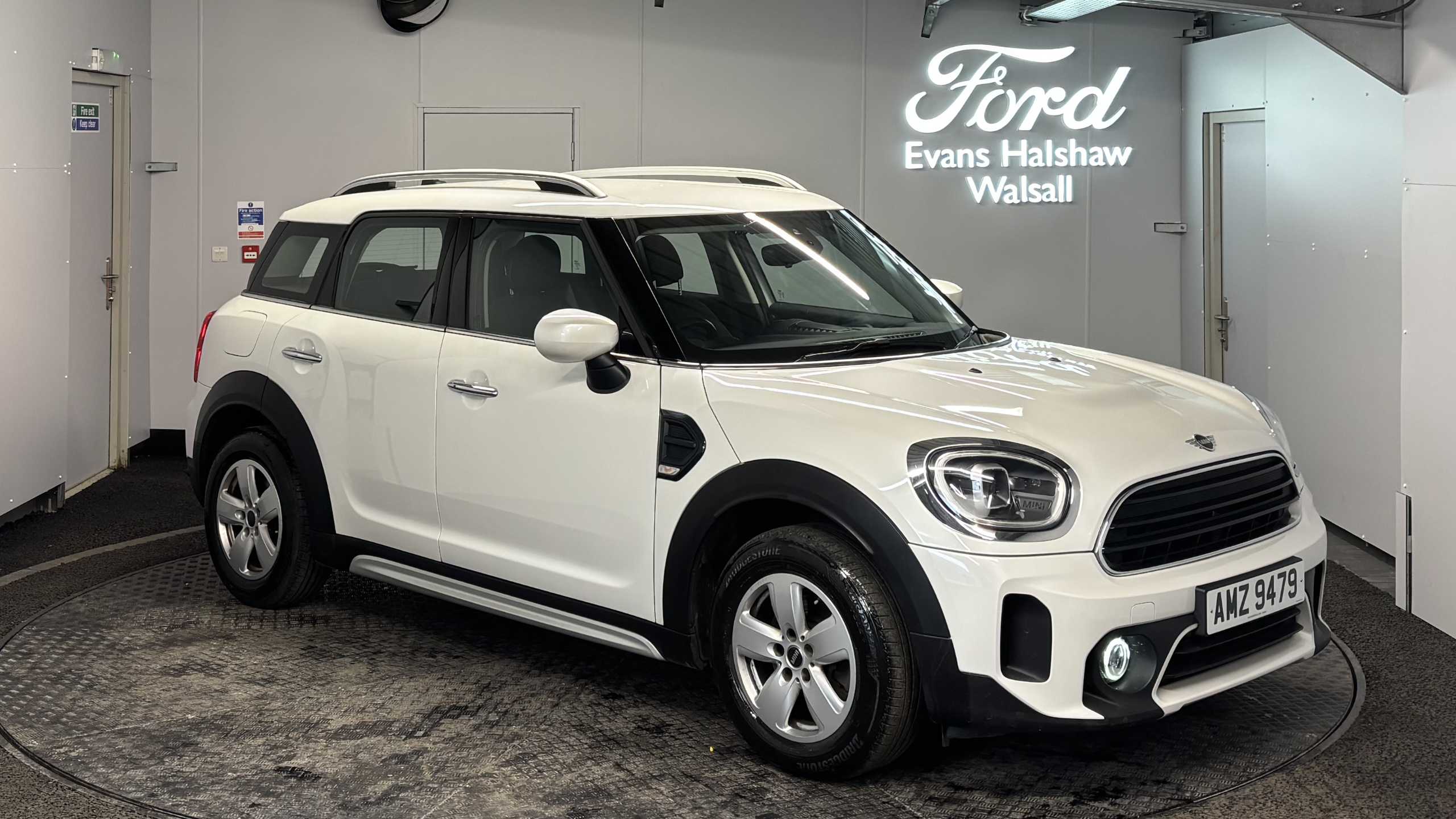 Main listing image - MINI Countryman