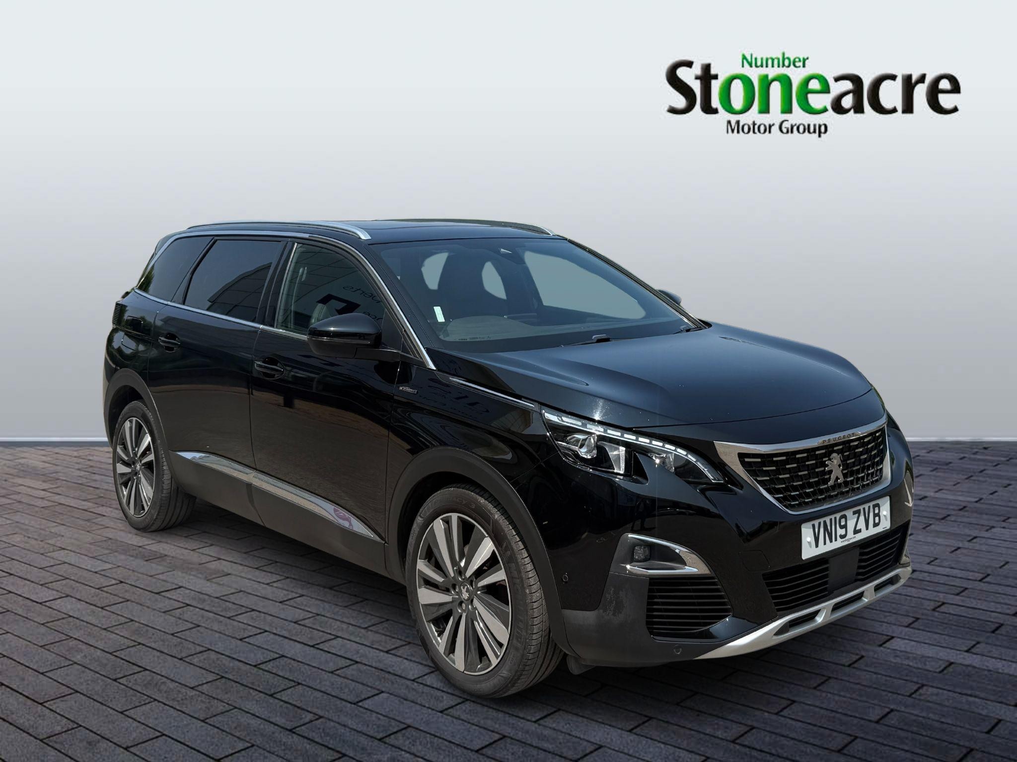 Main listing image - Peugeot 5008