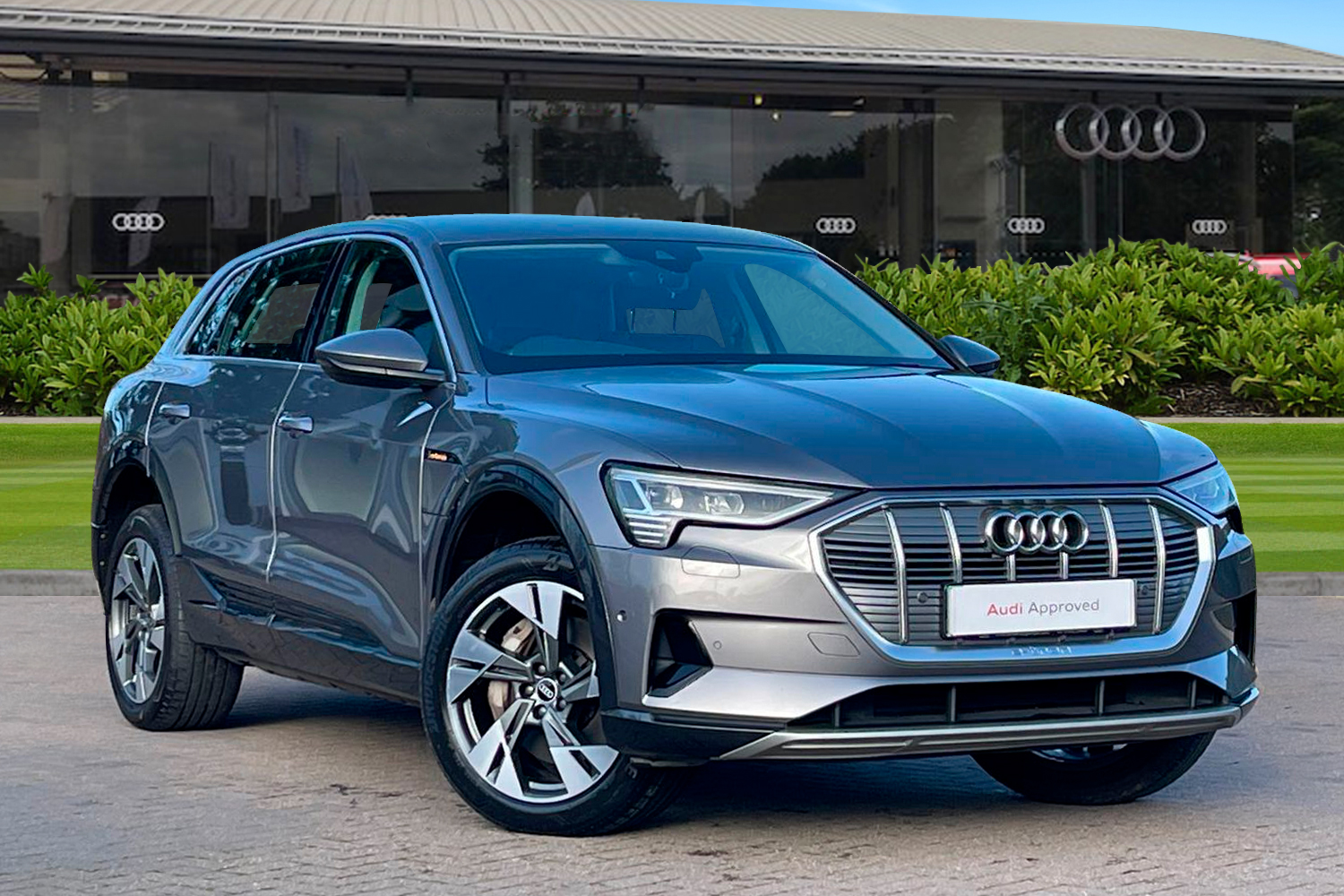 Main listing image - Audi e-tron