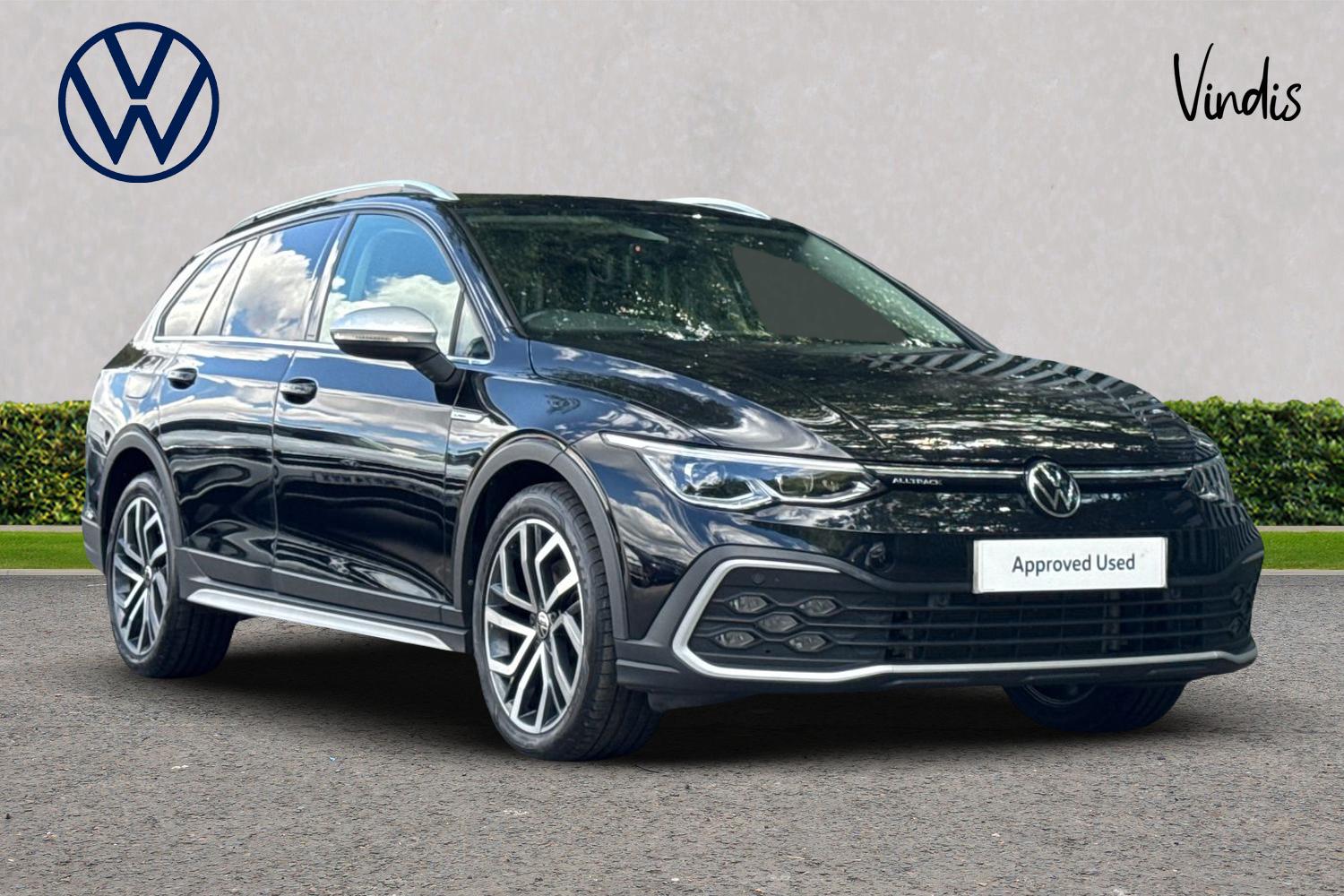 Main listing image - Volkswagen Golf Alltrack