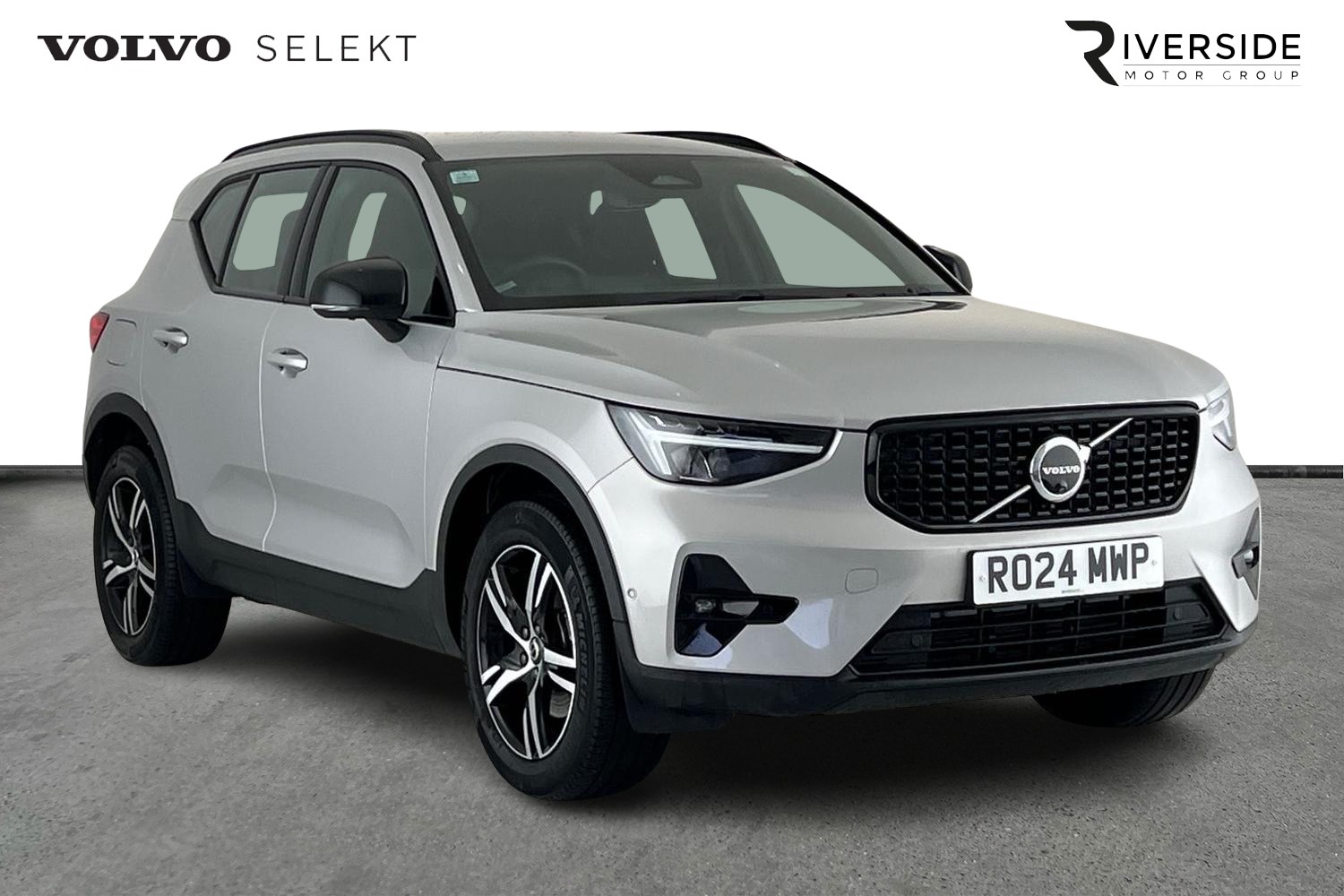 Main listing image - Volvo XC40