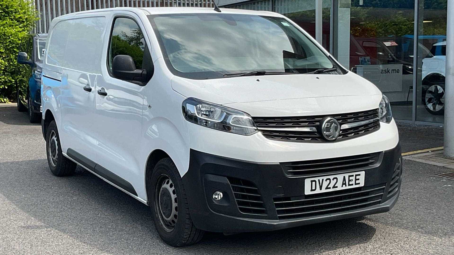 Main listing image - Vauxhall Vivaro