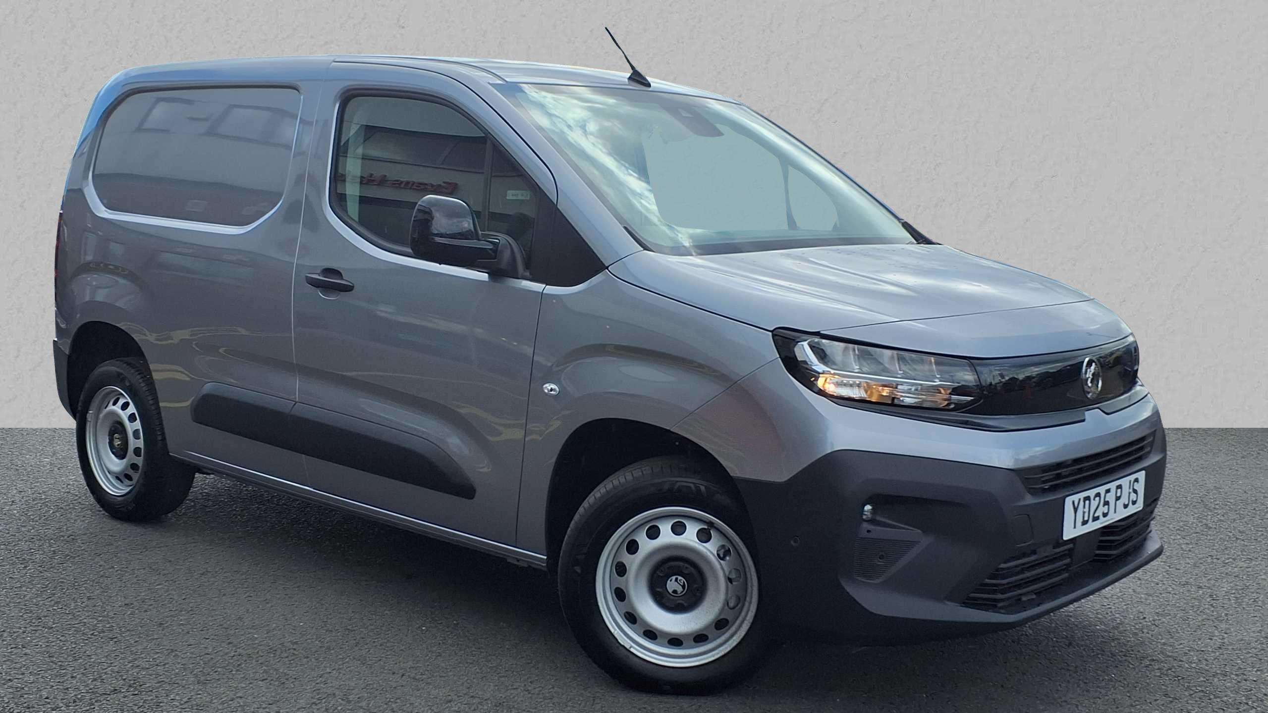 Main listing image - Vauxhall Combo Cargo