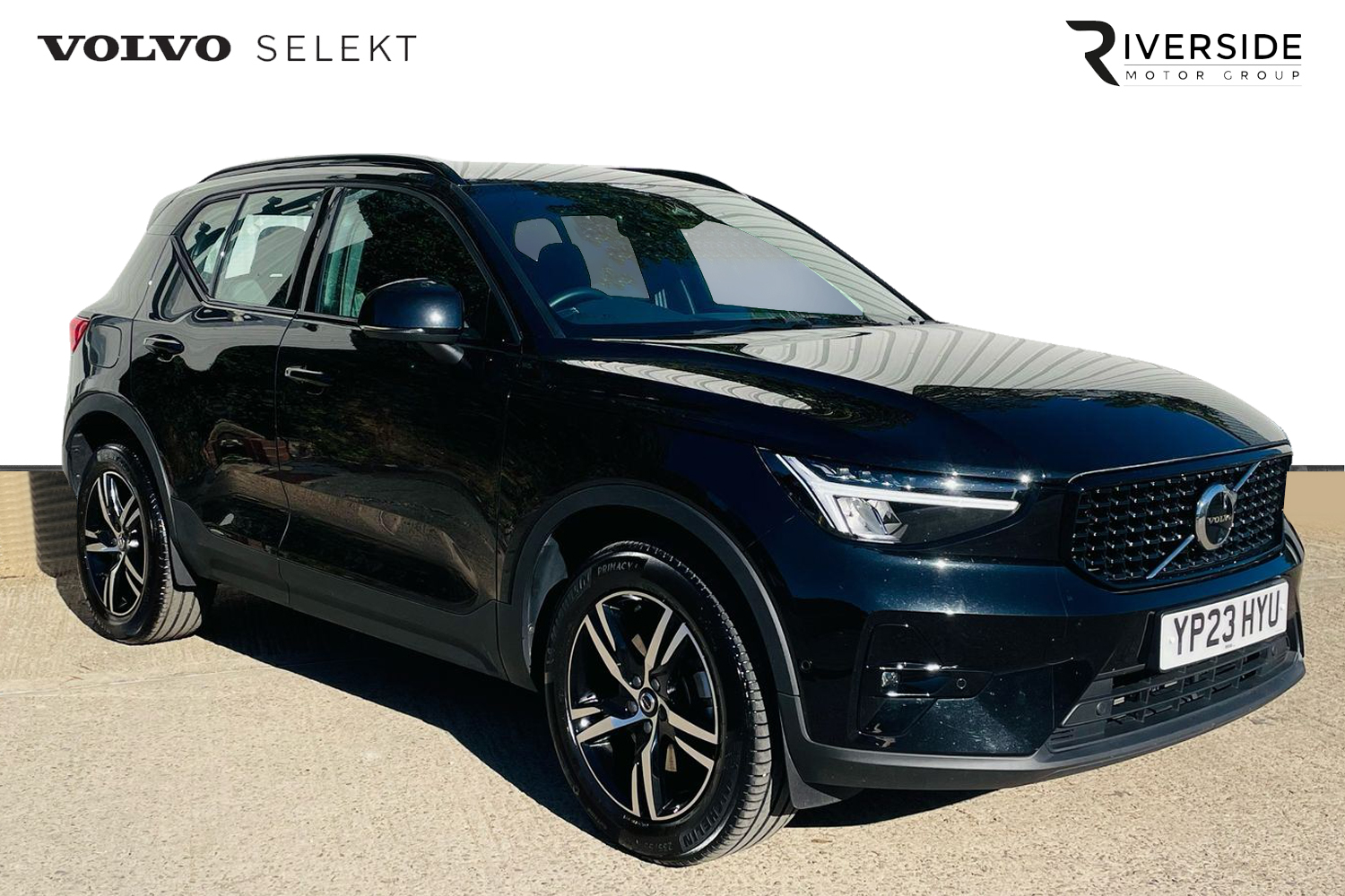 Main listing image - Volvo XC40