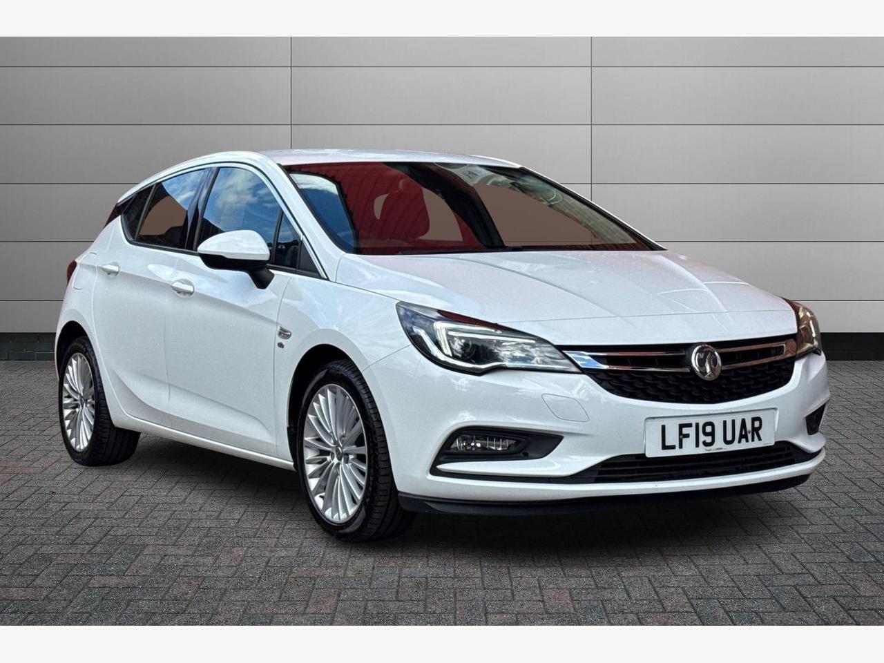 Main listing image - Vauxhall Astra