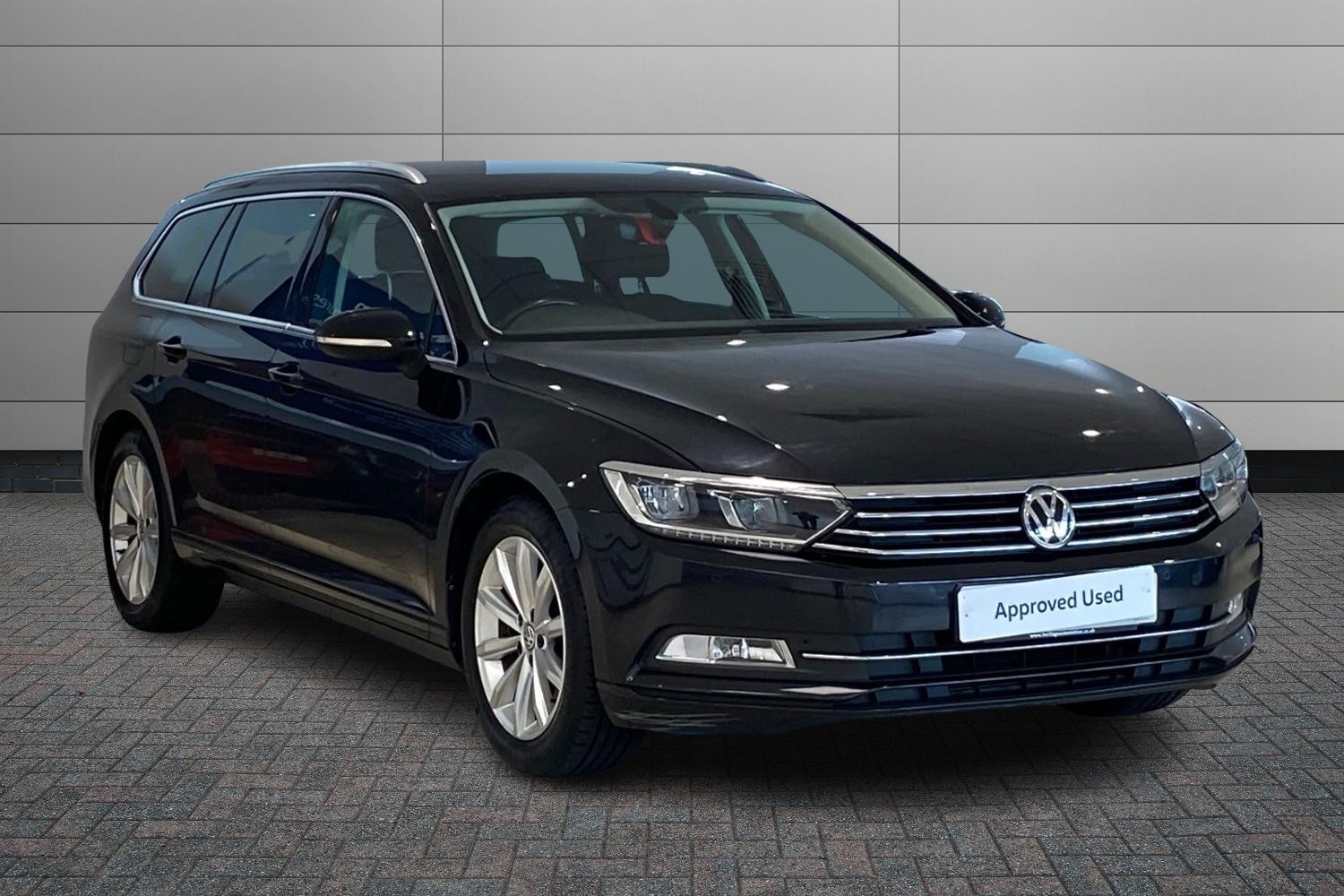 Main listing image - Volkswagen Passat Estate