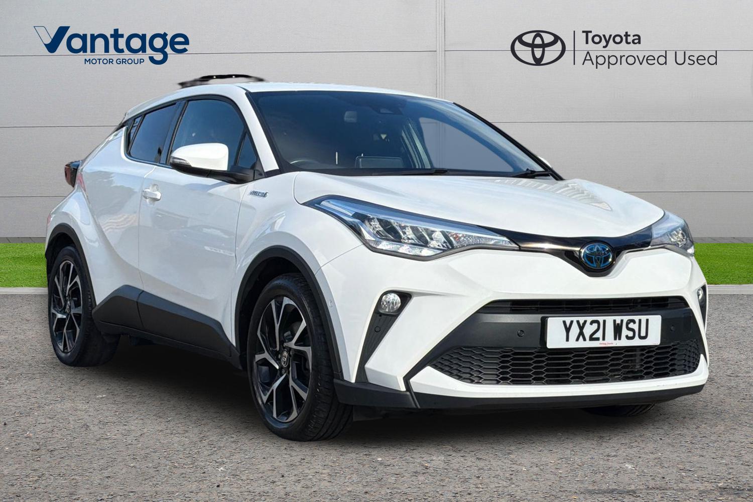 Main listing image - Toyota C-HR