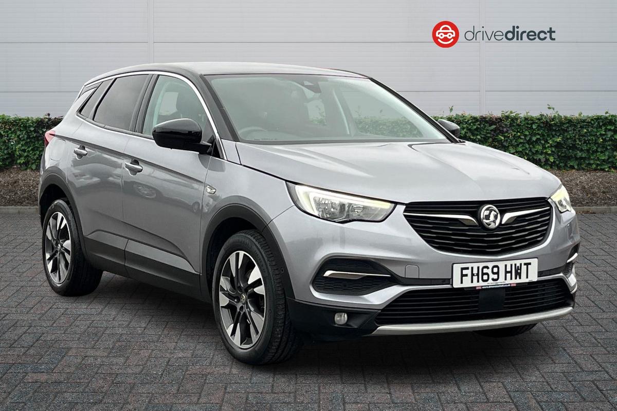 Main listing image - Vauxhall Grandland X