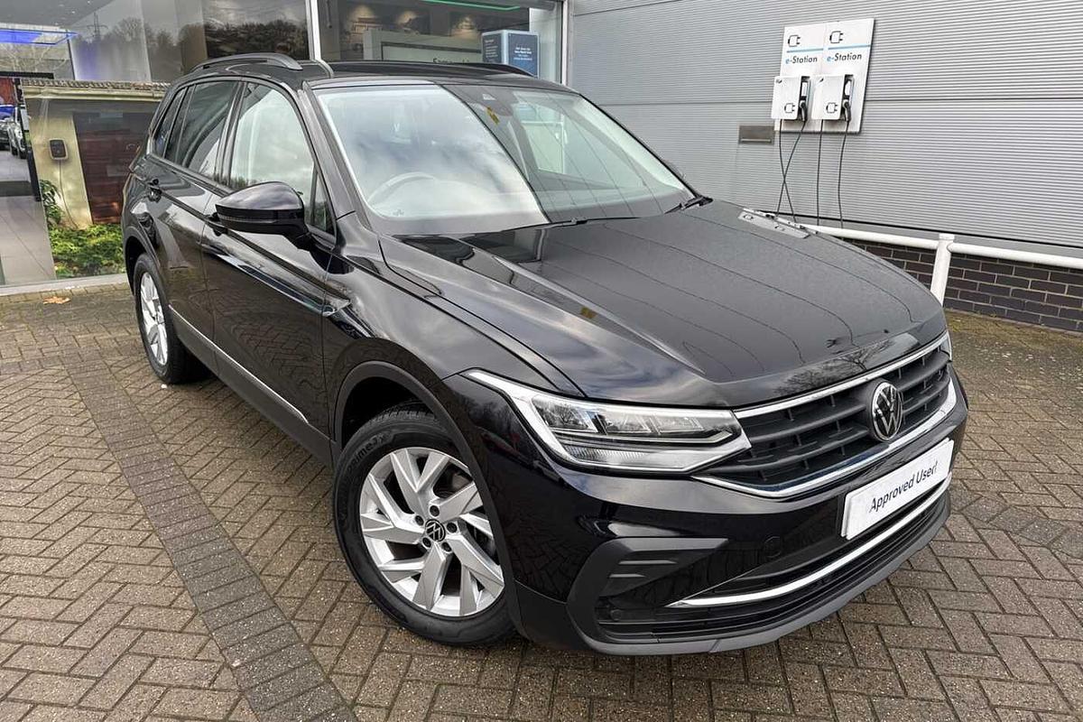 Main listing image - Volkswagen Tiguan