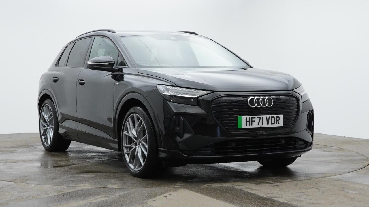 Main listing image - Audi Q4