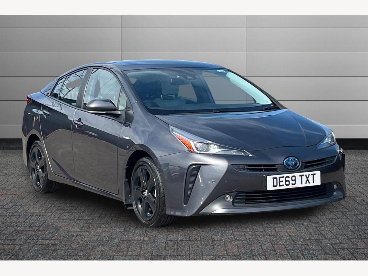 Main listing image - Toyota Prius