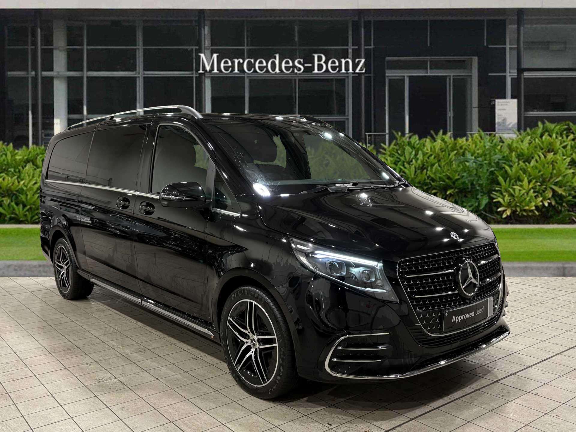 Main listing image - Mercedes-Benz V-Class
