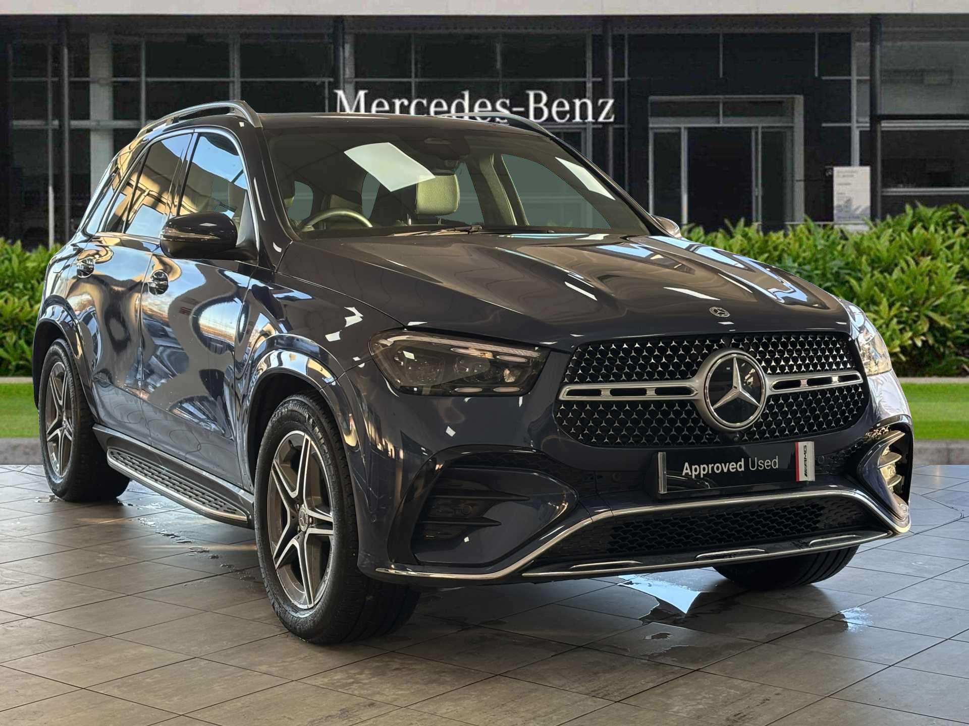 Main listing image - Mercedes-Benz GLE
