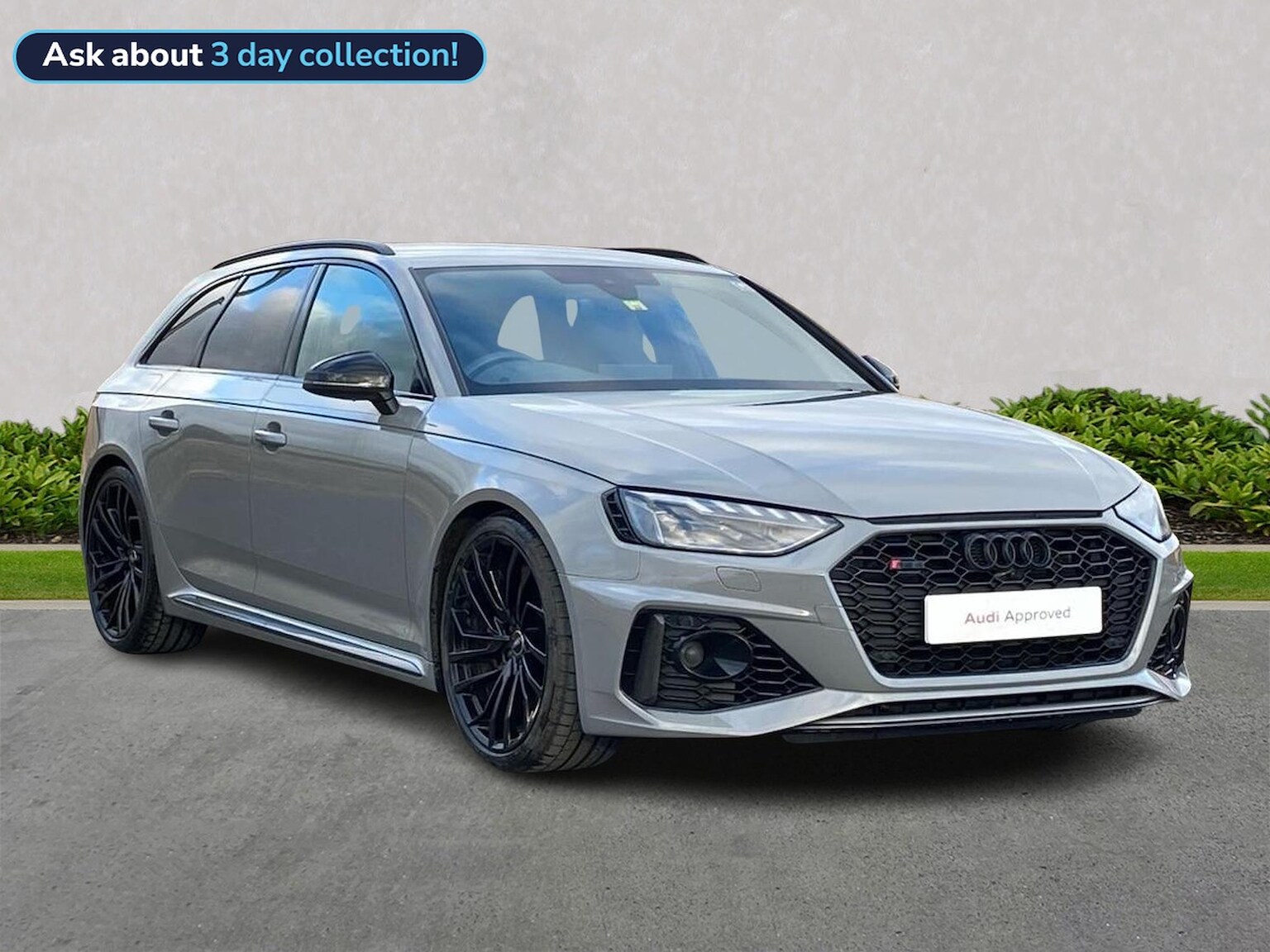 Main listing image - Audi RS4